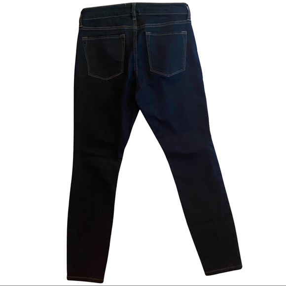NWOT | Banana Republic | Dark Wash Skinny Fit Petite Jeans | Size 4P - Picture 7 of 7